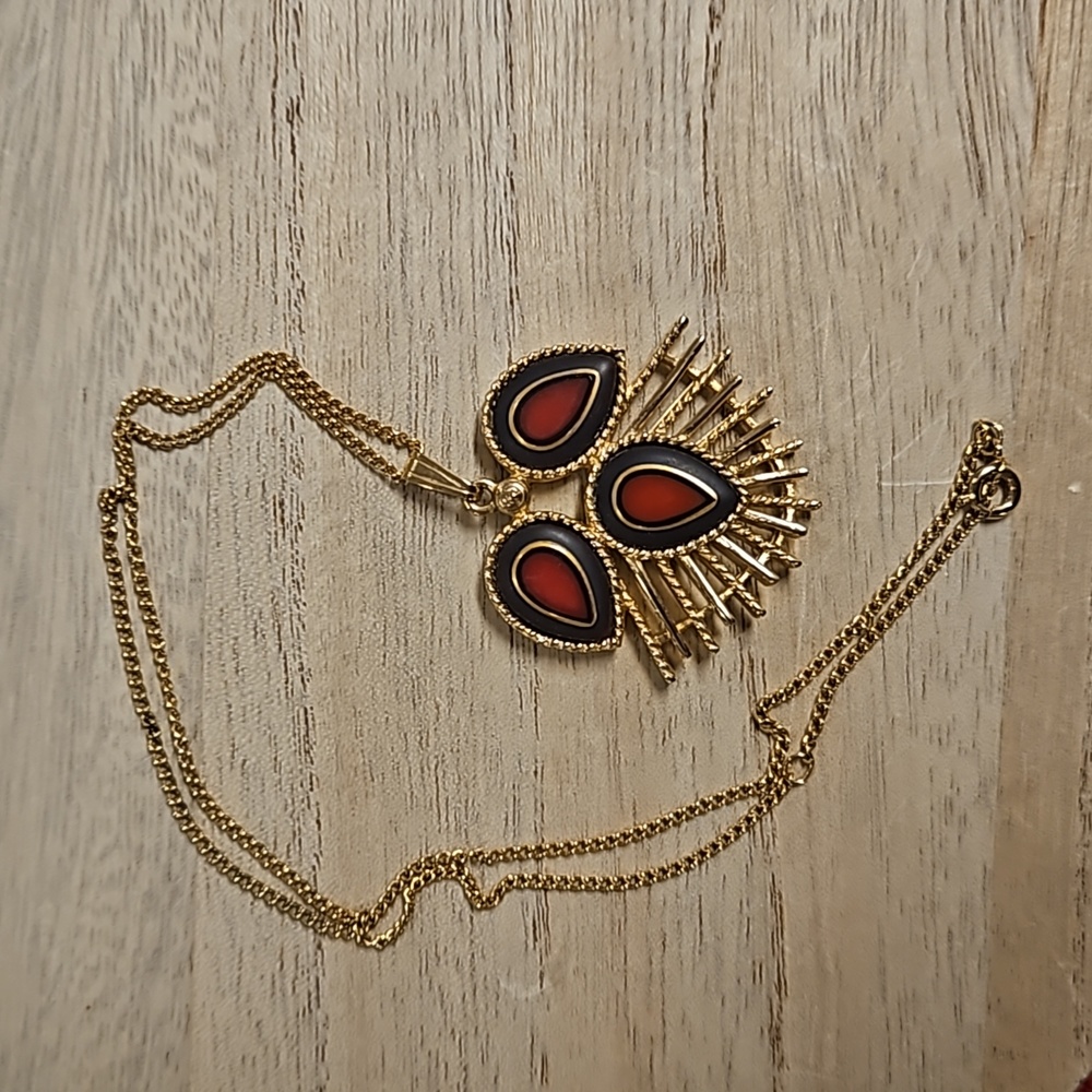Sarah Coventry Gold tone abstract design  dark red brown color stones - Picture 5 of 6